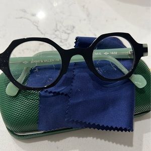 ANNE  & VALENTIN PRESCRIPTION  GLASSES